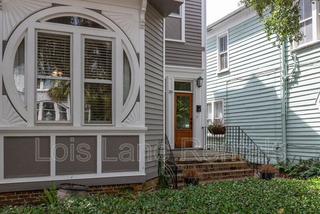 Building Photo - 35 Montagu St