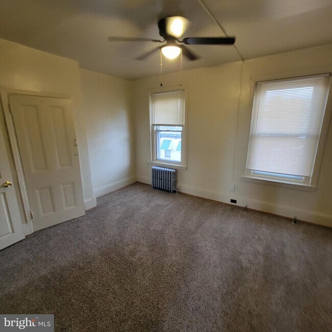 Building Photo - 2525 N 12th St