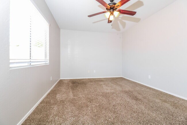 Building Photo - 12426 W Soledad St