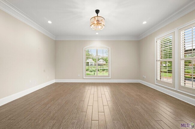 Building Photo - 19537 S Harrells Ferry Rd