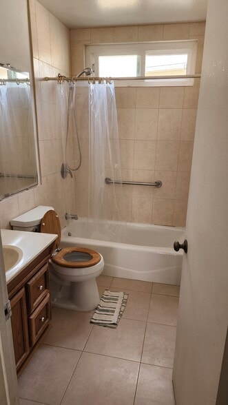 Building Photo - 7772 Camino Glorita