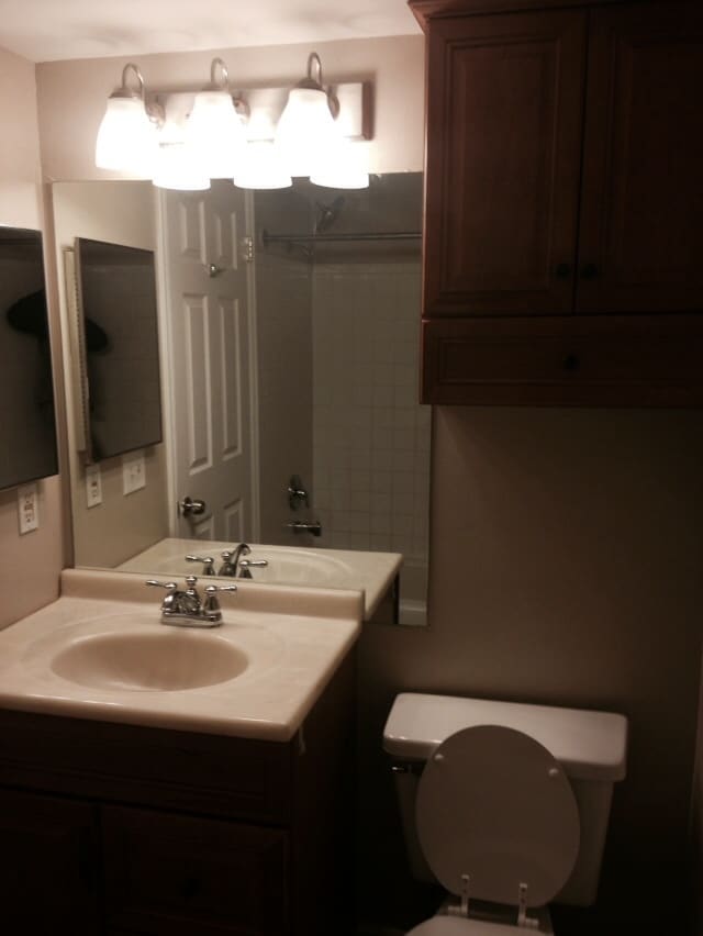 Building Photo - 953 Springcrest Ct