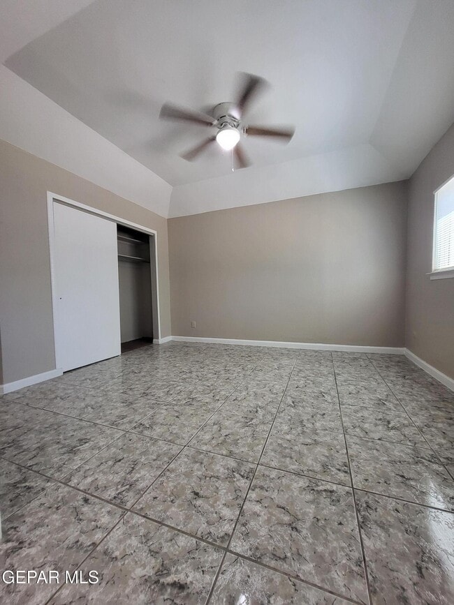 Building Photo - 1802 Frank Sinatra Pl