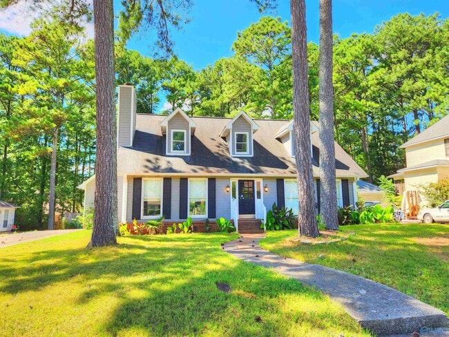 Primary Photo - 1815 Shellbrook Dr NW