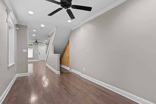 Building Photo - Upper Fells Point Townhouse - 3+ Bedrooms,...