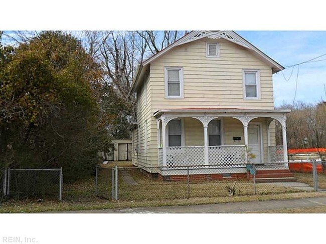 Primary Photo - 125 Frissell St