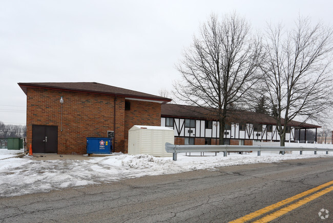 Building Photo - Witmer Arms