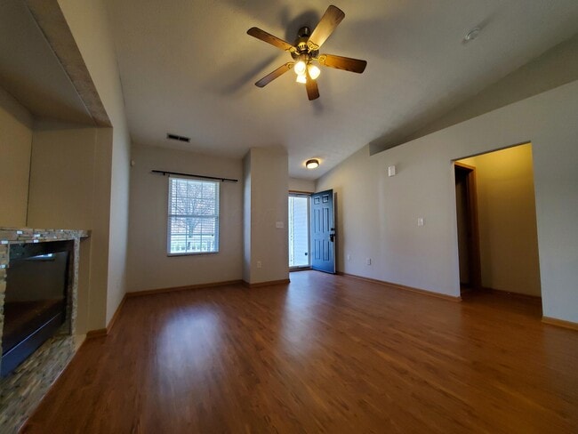 Building Photo - 1803 Canopy Ln