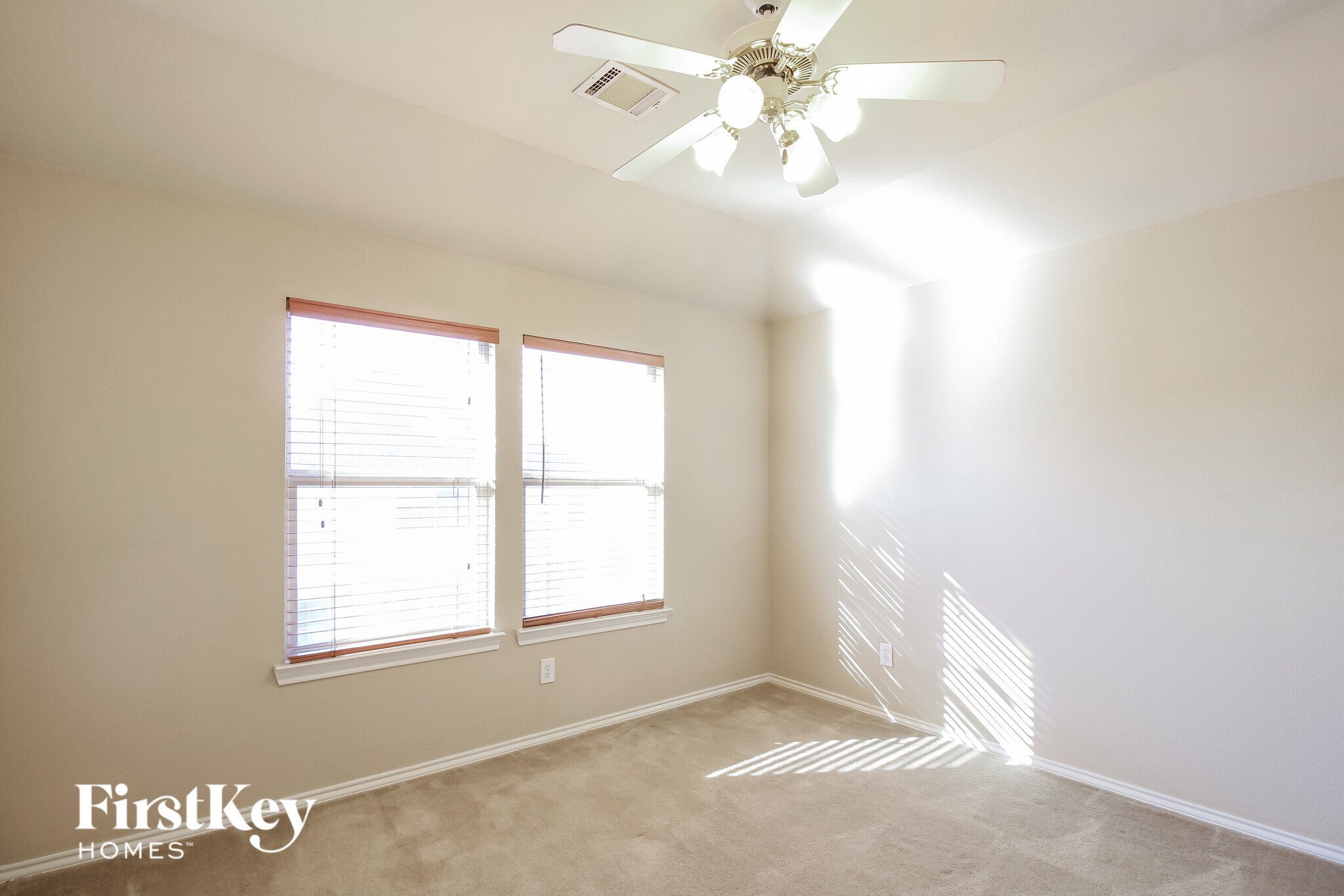 Building Photo - 4532 Fir Dr