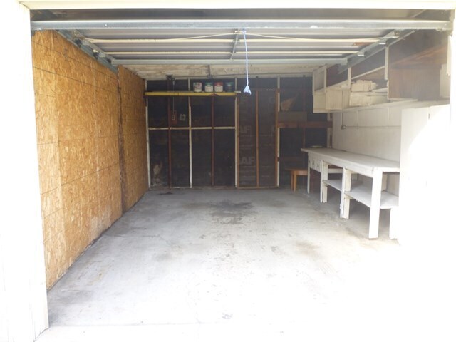 Building Photo - 15919 Dalton Ave