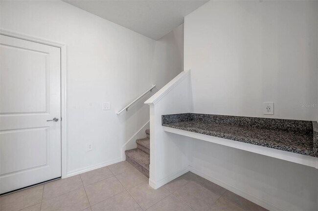 Building Photo - 11111 65th Ter E