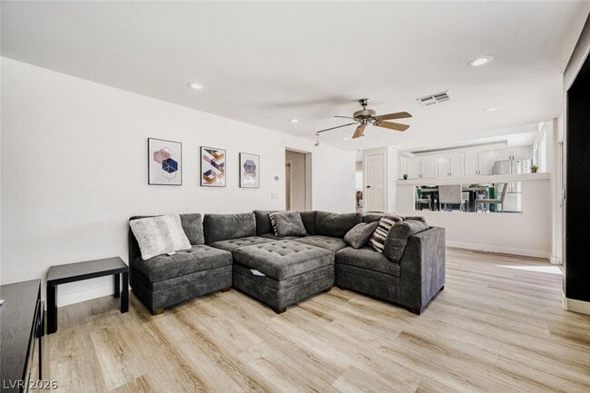 Building Photo - 8705 Texas Ranger Ave