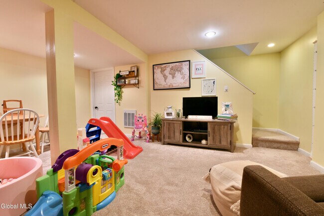 Building Photo - 9 Bell Flower Rd