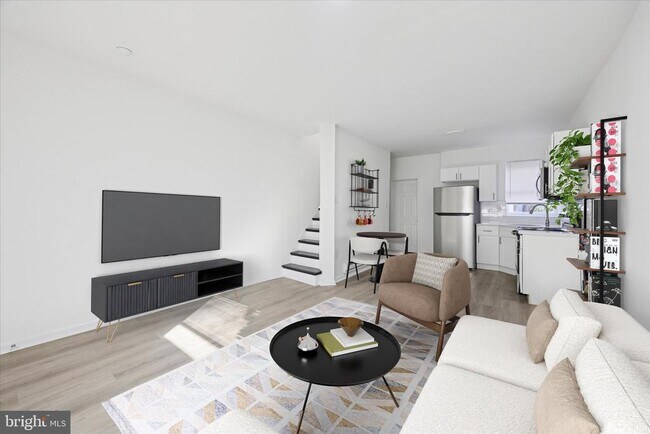 Building Photo - 5133 Reno St