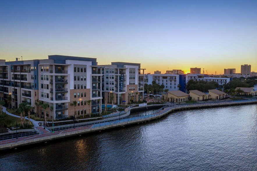 Broadstone River House 1655 Prudential Dr Jacksonville FL 32207