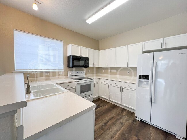 Building Photo - Fountain/Fort Carson Home
