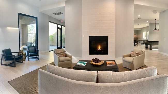 Building Photo - 9550 W Sahara Ave