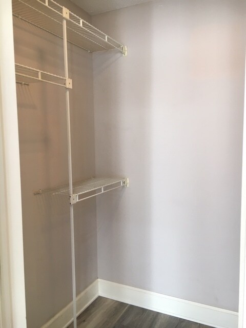 Building Photo - 123 N Locust St