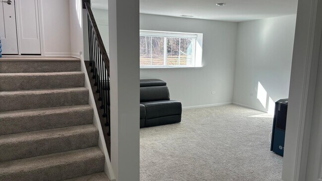 Building Photo - 602 Wolverine Dr