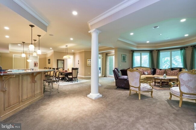 Building Photo - 7841 Montvale Way