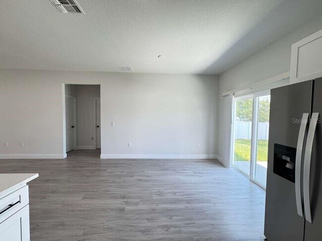 Building Photo - 15096 SW 51st Ave