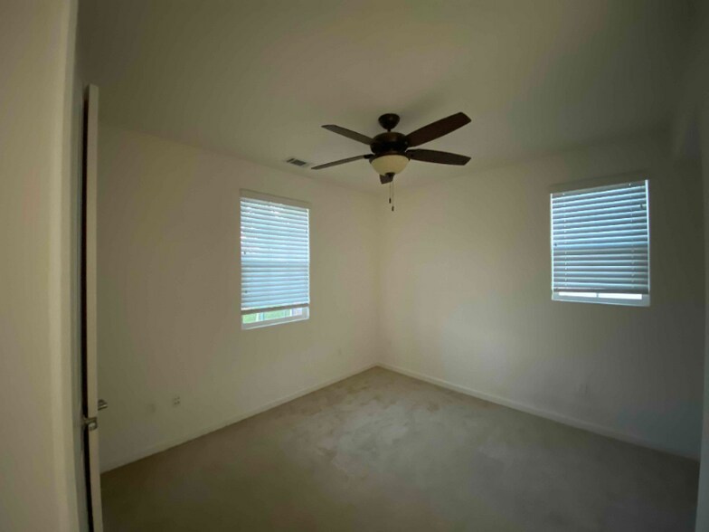 Building Photo - 4625 Malayan St