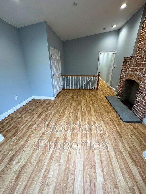 Building Photo - 1713 Linden Ave
