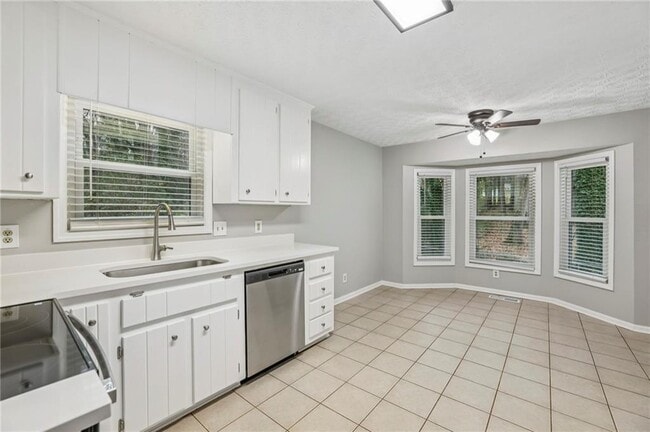 Building Photo - 1076 Blackwell Rd