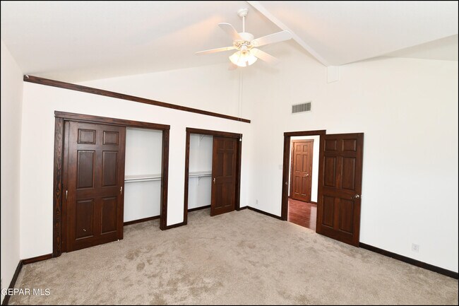 Building Photo - 7318 Corona Del Sol Dr