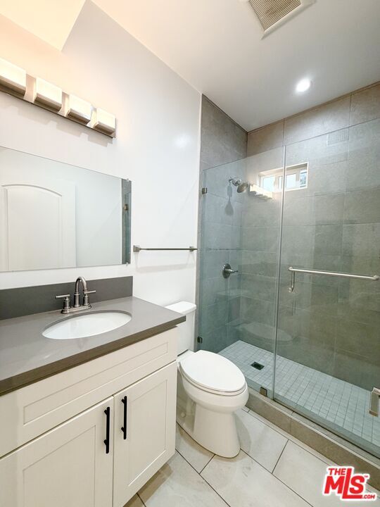Building Photo - 816 N McCadden Pl