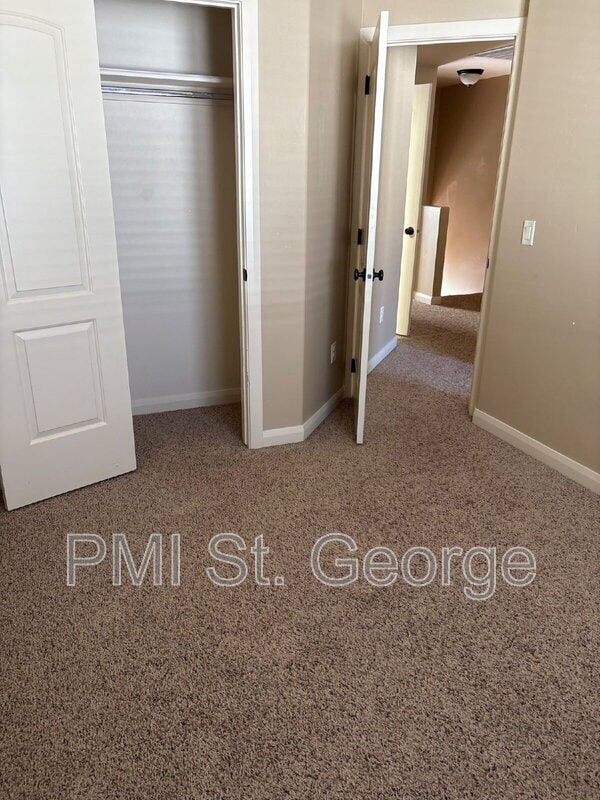 Building Photo - 340 1425 N St