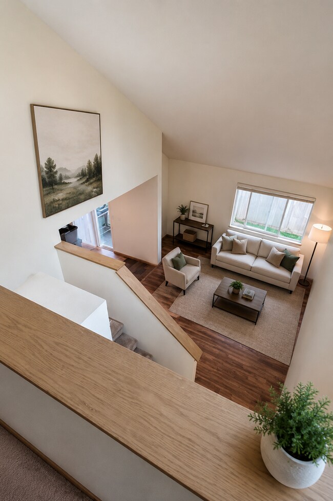 Building Photo - 3 bedroom 2.5 bath Lake Stevens town house