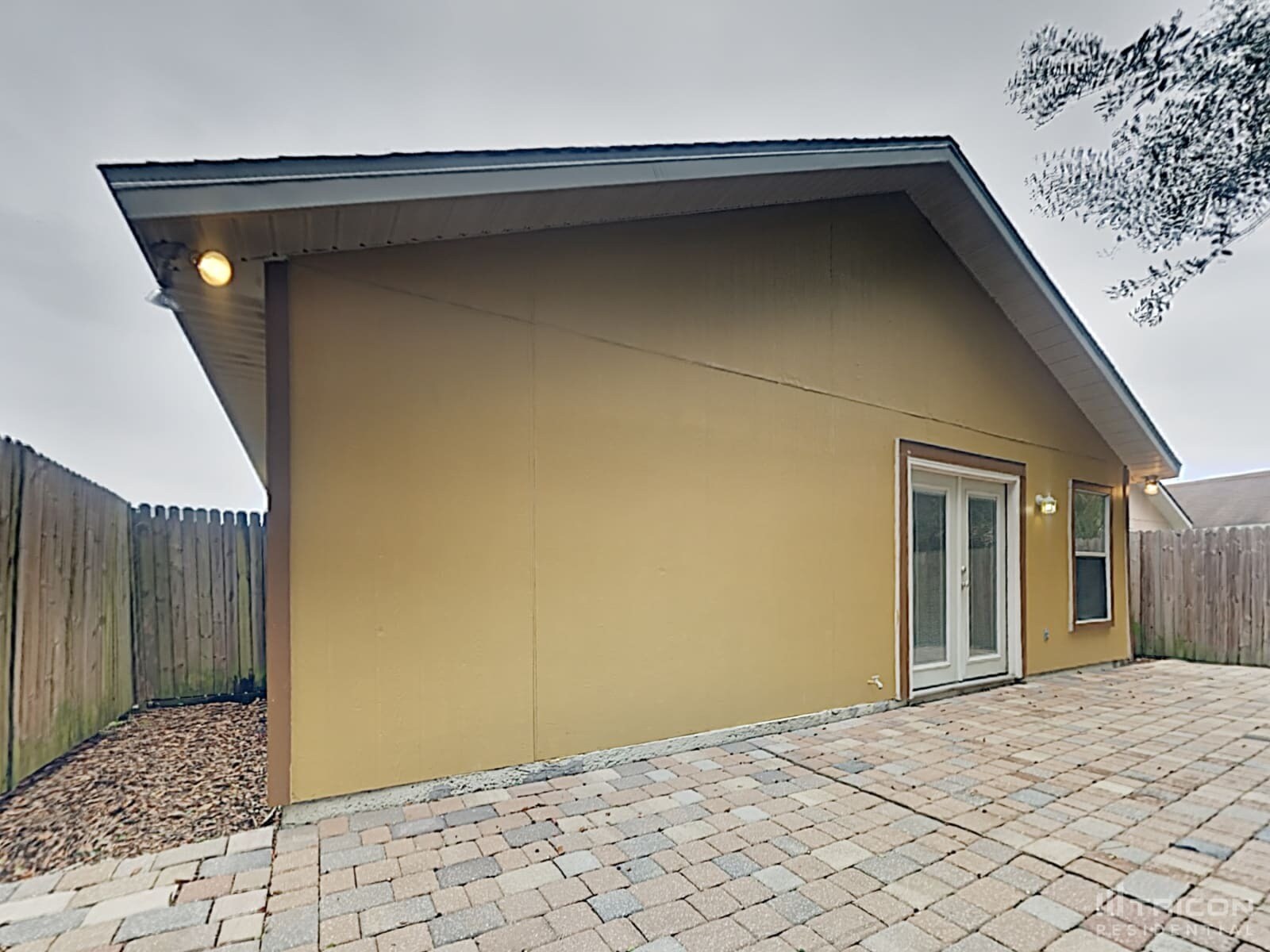 Building Photo - 7944 Cherry Blossom Dr S