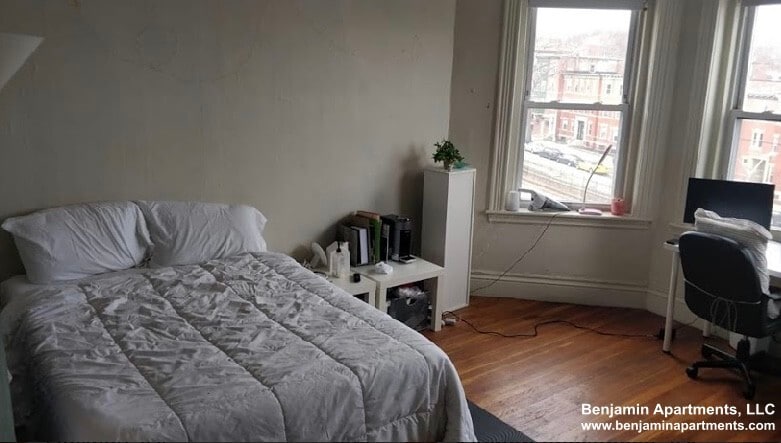 Building Photo - 1350 Commonwealth Ave