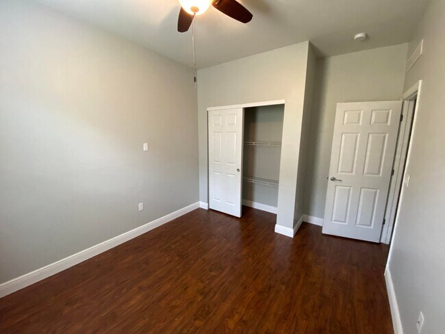 Building Photo - 9238 Wrangler Dr