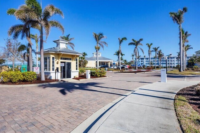 Building Photo - 8411 Placida Rd