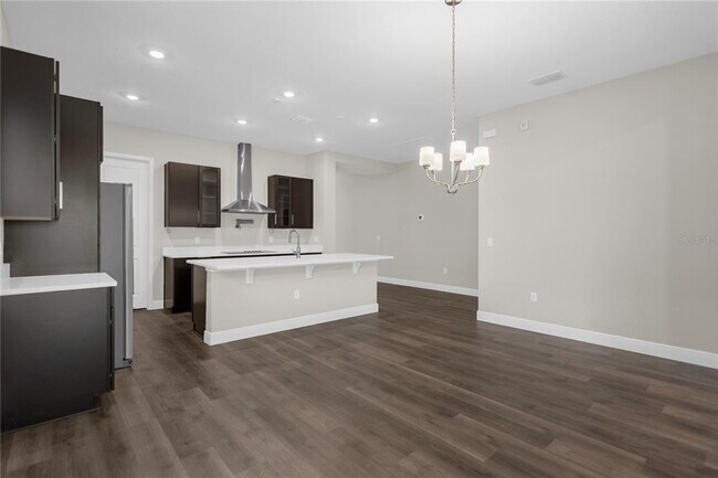 Building Photo - 13162 McMillan Dr