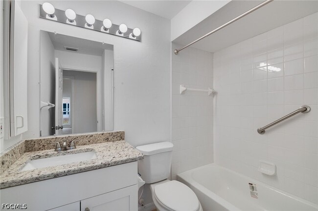 Building Photo - 16840 Sanibel Sunset Ct