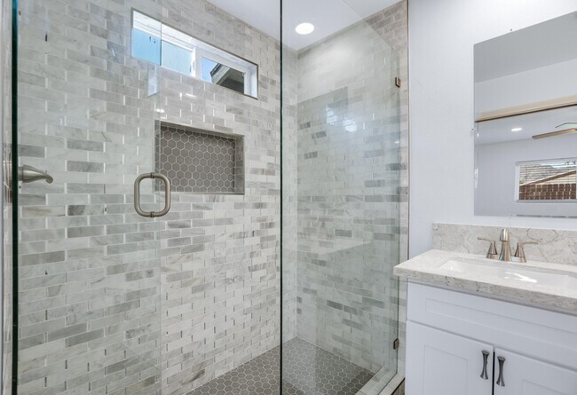 Building Photo - 53110 Avenida Ramirez