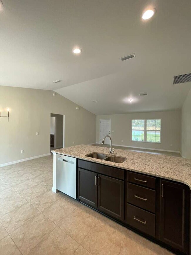 Building Photo - ***Move-in Special rest of April Free rent****Beautiful brand-new construction 3-bedroom, 2-bathr...
