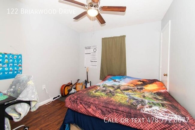 Building Photo - 122 Briarwood Dr