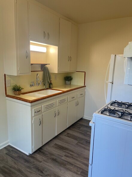 Building Photo - 1316 Sylvan Blvd