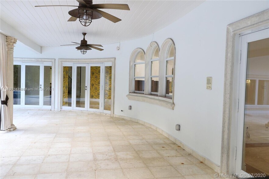 Building Photo - 6540 SW 135th Ter