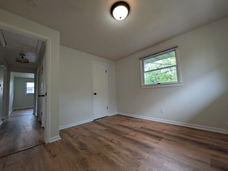 Bedroom 2 - 1322 Westcott St