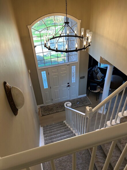 Building Photo - 806 Gallant Fox Ln