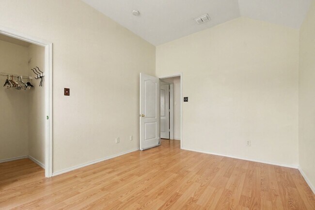 Building Photo - 4564 Postbridge Dr