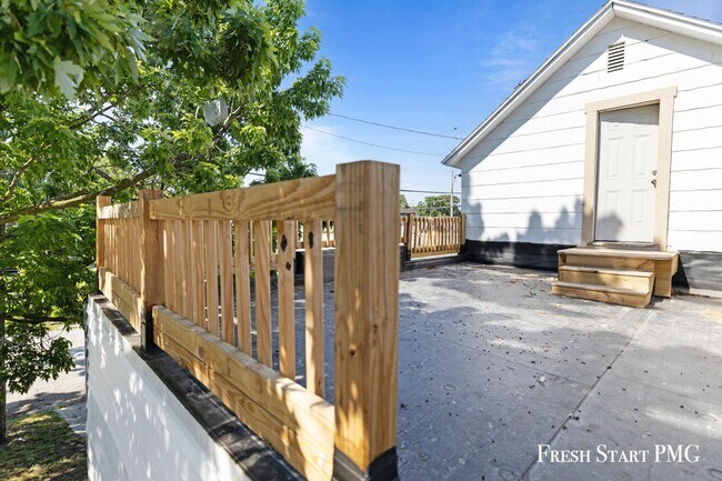 Building Photo - 1144 First Street