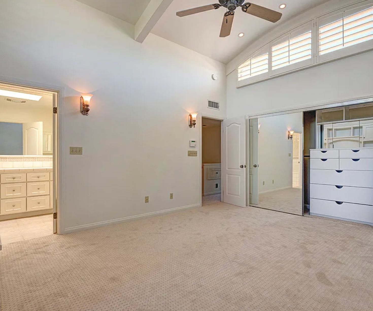 Building Photo - 13240 Fiji Way