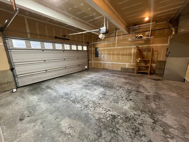 Building Photo - 3 Bed, 2 Bath Sudden Valley Home with Natu...