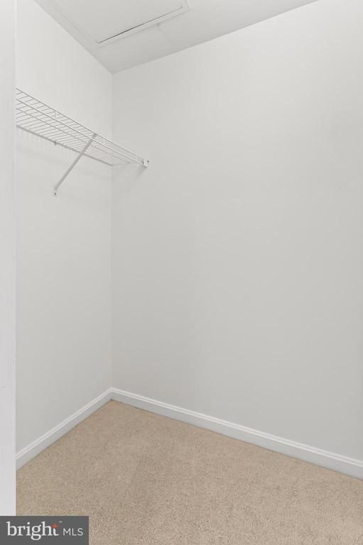 Building Photo - 1407 N Van Dorn St